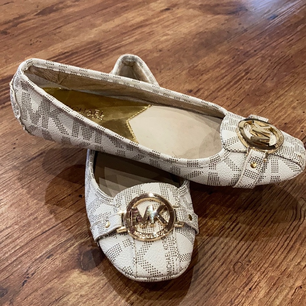 Michael Kors Flats